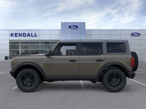 New 2025 Ford Bronco Big Bend w/ Black Diamond Package image 3