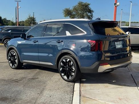 Used 2025 Kia Sorento SX FWD image 31