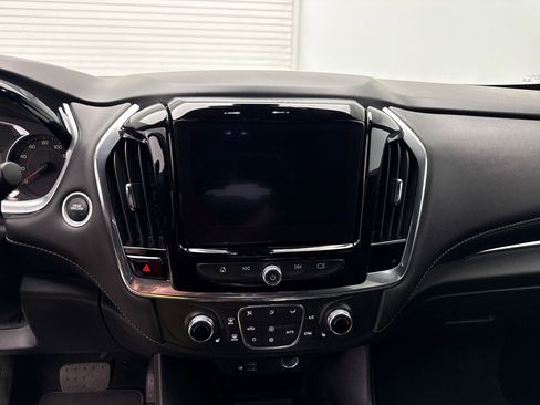 Used 2023 Chevrolet Traverse LT w/ LT Premium Package image 34