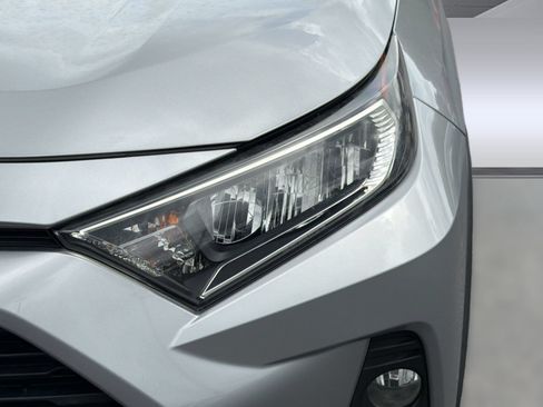 Used 2021 Toyota RAV4 XLE Premium FWD image 11