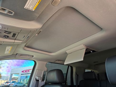 Certified 2019 Chevrolet Tahoe LT image 13