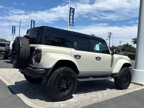 New 2026 Ford Bronco Raptor w/ Interior Carbon Fiber Pack AWD/4WD image 2