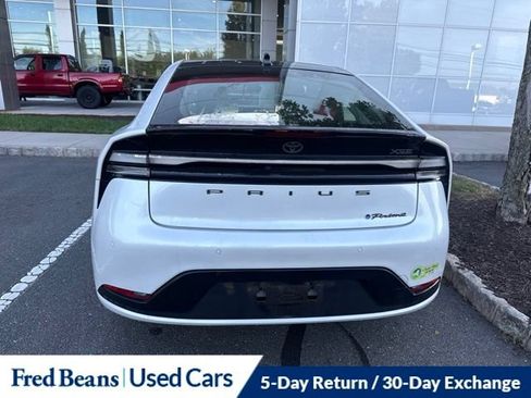 Used 2023 Toyota Prius Prime FWD image 9