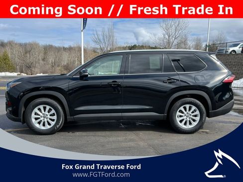 Used 2025 Toyota Grand Highlander AWD image 41