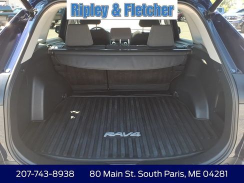 Used 2022 Toyota RAV4 XLE w/ Convenience Package AWD/4WD image 11