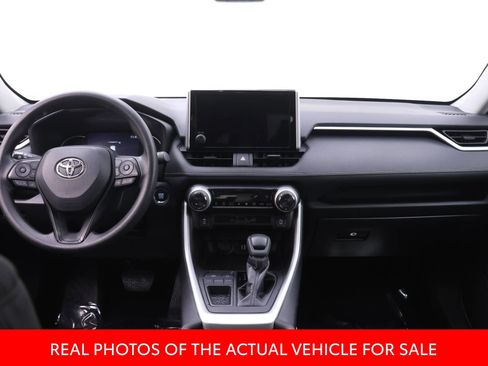 Certified 2024 Toyota RAV4 XLE FWD image 5