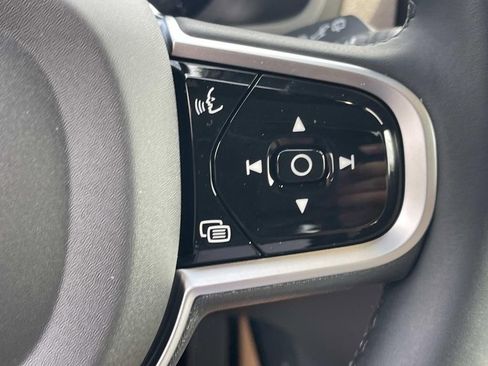 New 2026 Volvo XC90 B6 Plus w/ Protection Package Premier image 33