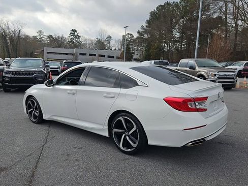 Used 2019 Honda Accord Sport image 6