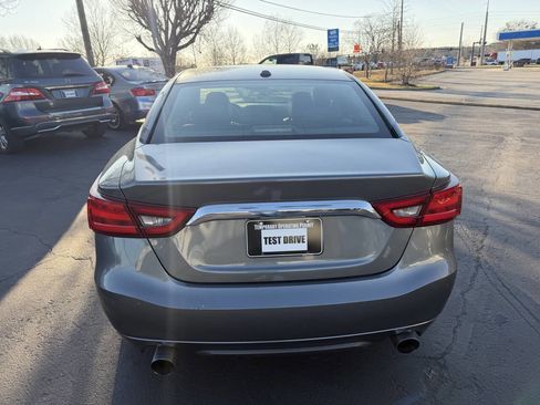 Used 2018 Nissan Maxima 3.5 SV FWD image 6