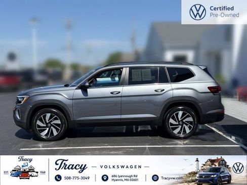 Certified 2024 Volkswagen Atlas SE w/ Panoramic Sunroof Package AWD/4WD image 5