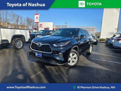 Used 2023 Toyota Highlander LE