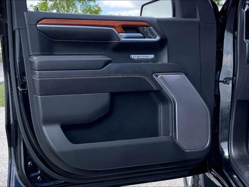 Used 2022 GMC Sierra 1500 Denali image 21