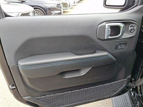 Used 2024 Jeep Wrangler High Altitude image 14