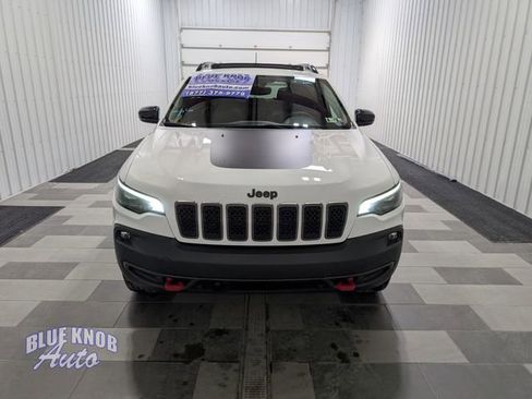 Used 2022 Jeep Cherokee Trailhawk w/ Sun, Sound & Nav Group AWD/4WD image 6