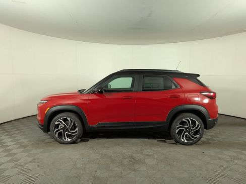 New 2026 Chevrolet TrailBlazer RS w/ Convenience Package AWD/4WD image 3