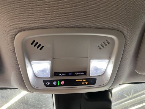 Used 2023 Chevrolet Malibu RS image 11