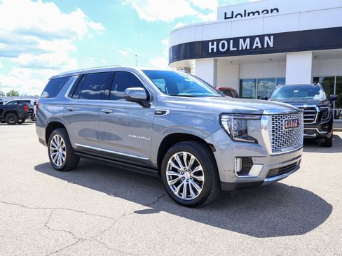 Used 2022 GMC Yukon Denali AWD/4WD image 1