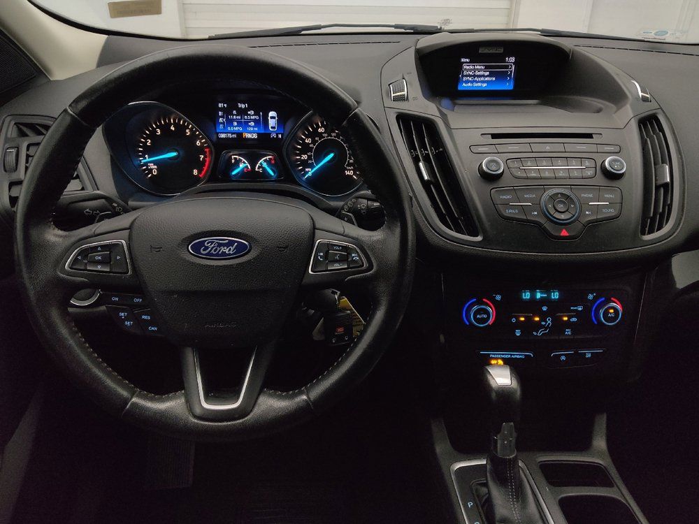 Used 2017 Ford Escape SE w/ SE Sport Appearance Package FWD image 22