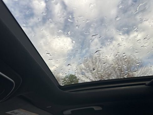 Certified 2024 Mercedes-Benz GLC 300 GLC 300 image 23