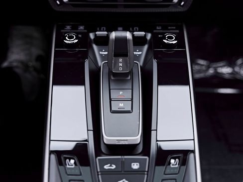 Used 2025 Porsche 911 Turbo S AWD/4WD image 74