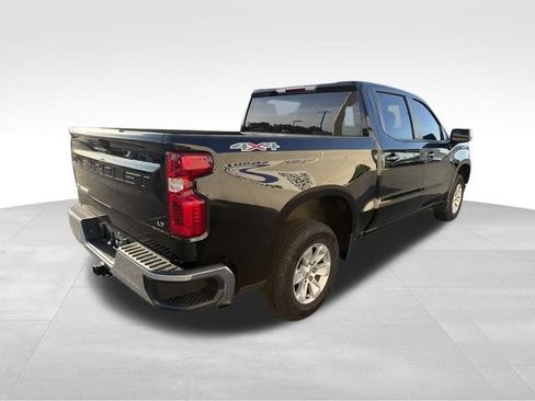Used 2023 Chevrolet Silverado 1500 LT w/ Protection Package AWD/4WD image 10