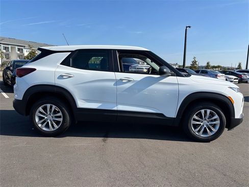 Used 2023 Chevrolet TrailBlazer LS image 15