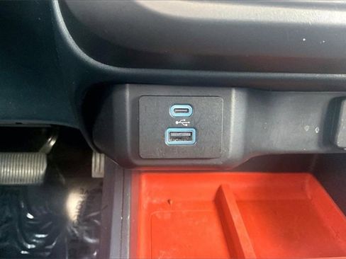 Certified 2023 Ford Maverick XLT w/ XLT Luxury Package image 32