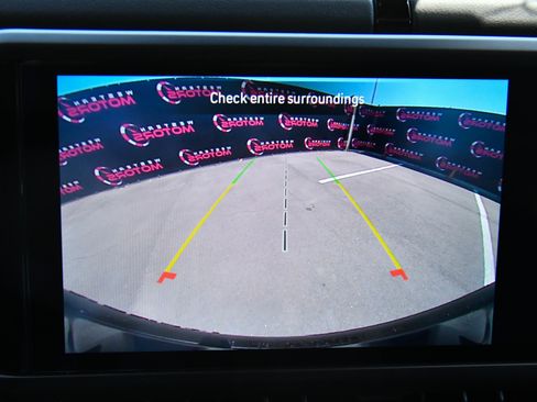 Used 2025 Jeep Wrangler Unlimited Sahara AWD/4WD image 19