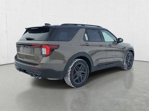 New 2026 Ford Explorer ST w/ Sun And Sound Package image 7
