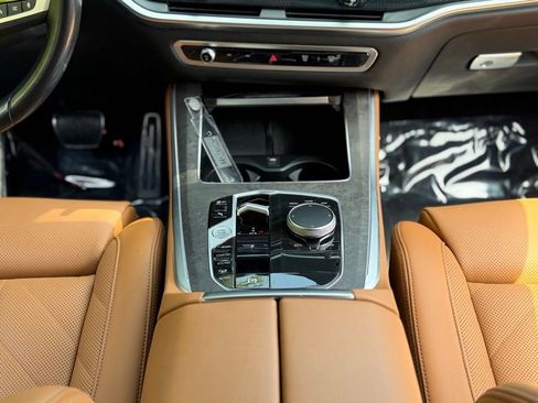 Used 2024 BMW X5 xDrive40i w/ M Sport Package AWD/4WD image 45
