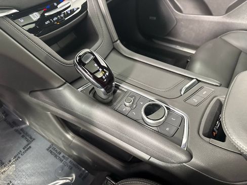 Used 2023 Cadillac XT5 Premium Luxury AWD/4WD image 22