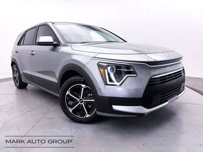 Used 2023 Kia Niro LX