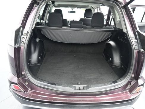 Used 2016 Toyota RAV4 XLE FWD image 14