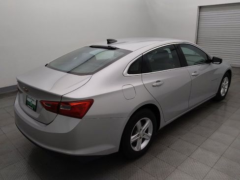 Used 2020 Chevrolet Malibu LS FWD image 9