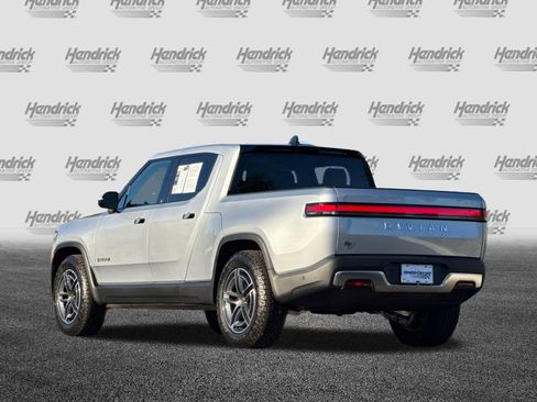 Used 2025 Rivian R1T Adventure image 7