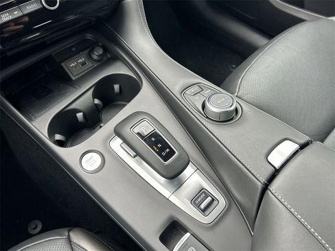 Certified 2025 INFINITI QX50 Luxe image 22