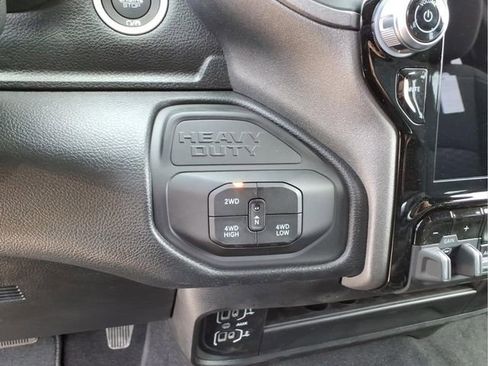 New 2026 RAM 2500 Tradesman AWD/4WD image 21
