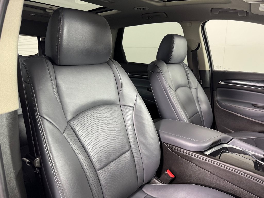 Used 2019 Buick Enclave Essence AWD/4WD image 31