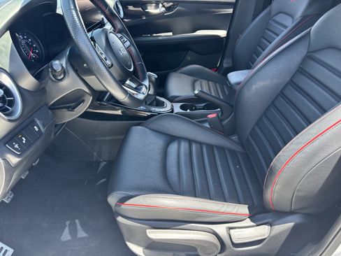 Certified 2023 Kia Forte GT FWD image 17