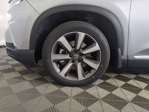 Certified 2023 Honda Pilot Touring image 31