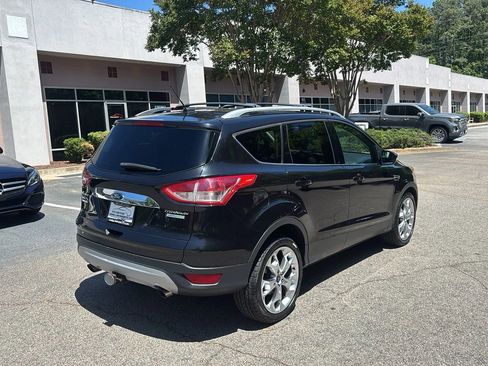 Used 2015 Ford Escape Titanium w/ Equipment Group 301A FWD image 5
