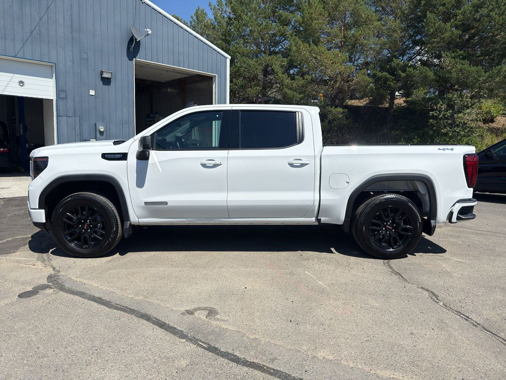 Used 2024 GMC Sierra 1500 Elevation w/ Max Trailering Package AWD/4WD image 11