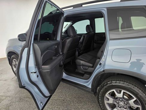 Used 2023 Honda Passport TrailSport image 15