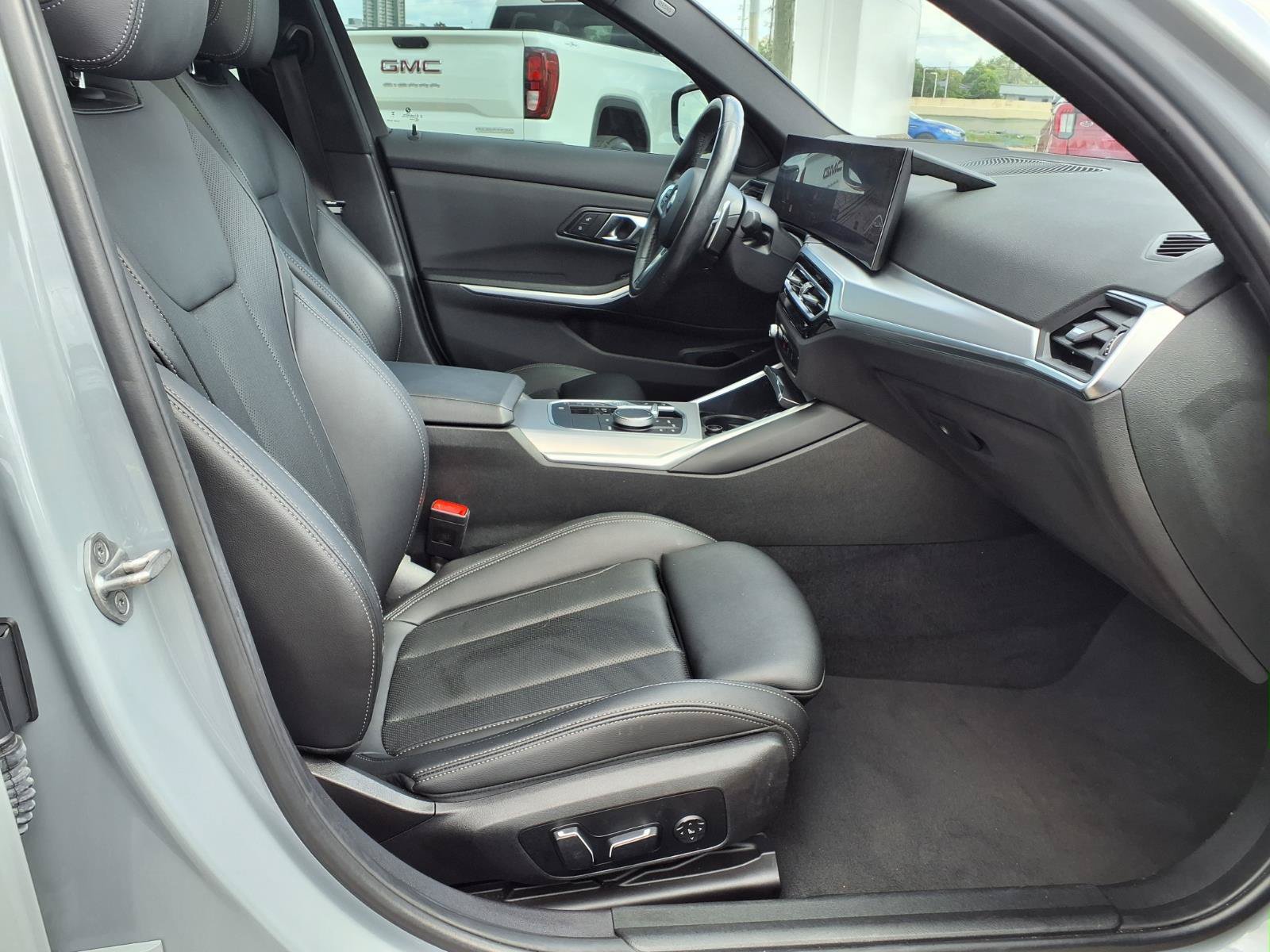 Used 2024 BMW M340i w/ Premium Package RWD image 19