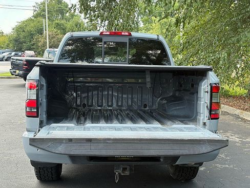 Used 2022 Nissan Frontier Pro-X w/ Technology Package RWD image 19