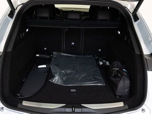 Used 2024 Maserati Grecale GT image 68