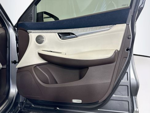 Used 2019 INFINITI QX50 Essential w/ Sensory Package AWD/4WD image 34