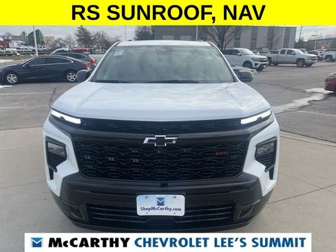 Certified 2024 Chevrolet Traverse RS image 3
