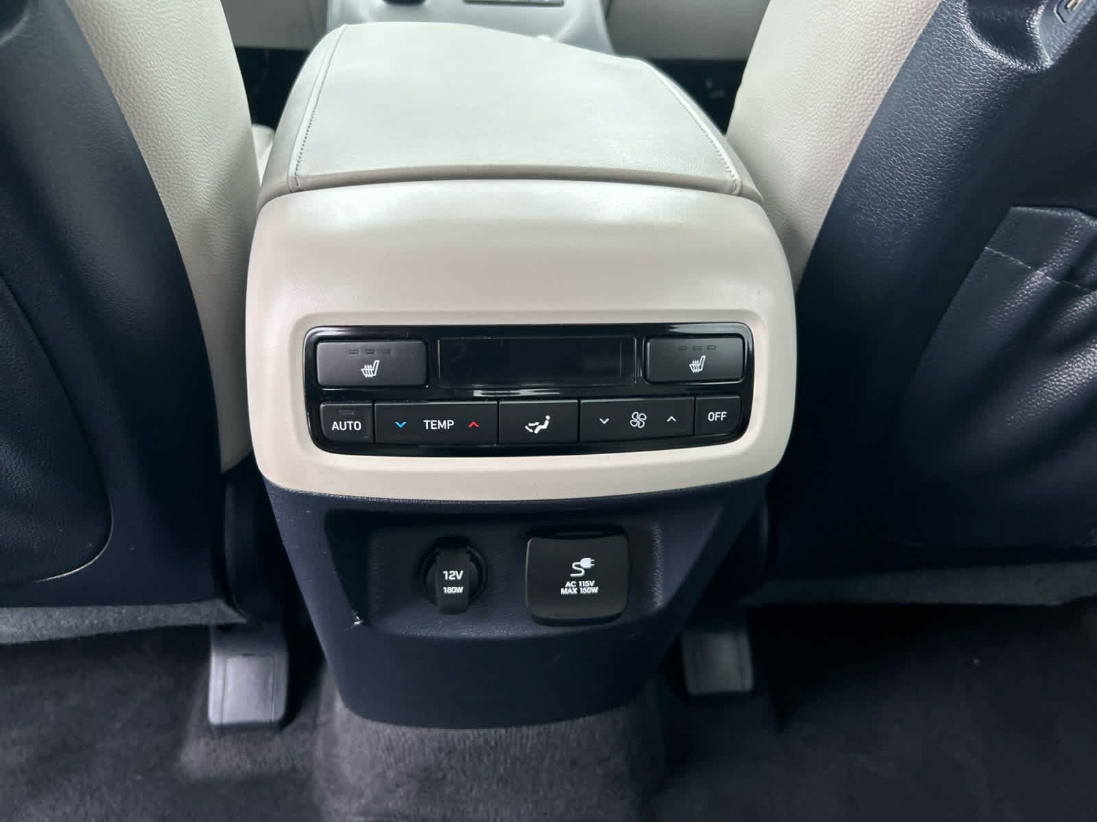 Used 2022 Hyundai Palisade SEL w/ Premium Package AWD/4WD image 27