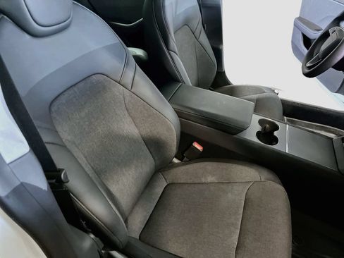 Used 2025 Tesla Model 3 RWD image 26